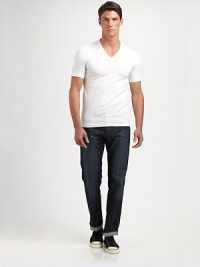 A basic v-neck tee that meets all of your casual wardrobe needs, shaped in a rich cotton blend for added comfort and support and an exceptional fit.V-neck90% cotton/10% elastaneMachine washImported A basic v-neck tee that meets all of your casual wardrobe needs, shaped in a rich cotton blend for added comfort and support and an exceptional fit.V-neck90% cotton/10% elastaneMachine washImported
