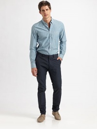 Pair this sportswear classic easily with jeans or a casual trouser for weekend style on-the-go.ButtonfrontButtoned-down collarChest patch pocketCottonMachine washImported Pair this sportswear classic easily with jeans or a casual trouser for weekend style on-the-go.ButtonfrontButtoned-down collarChest patch pocketCottonMachine washImported