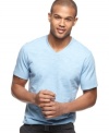 Get a little comfortable. Layered or worn alone, this slim-fit slub t-shirt from Alfani leaves you feeling good.