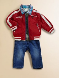 A classic pair of jeans in a miniature version for your little man.Front snap closureAdjustable waistband with belt loopsZip flyFive pocket style76% cotton/23% polyester/1% elastaneMachine washImported A classic pair of jeans in a miniature version for your little man.Front snap closureAdjustable waistband with belt loopsZip flyFive pocket style76% cotton/23% polyester/1% elastaneMachine washImported