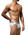 2(x)ist's newest collection FORM provides a selection of slimming underwear for men. Designed to make abs out of lovehandles, FORM slenderizes the midsection to provide a sleek appearance.