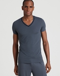 Super-soft modal is blended for a bit of stretch to give you a restful sleep night after night. Super-soft modal is blended for a bit of stretch to give you a restful sleep night after night.