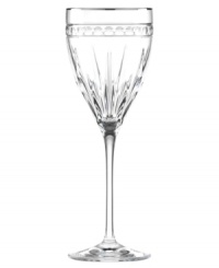 A new take on classic crystal, the Vintage Jewel Signature wine glass has the same platinum trim and multifaceted design as the original Lenox stemware, but in a sleeker shape that's decidedly more modern.