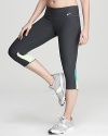 Made with Dri-FIT technology to wick away moisture, these body-contouring Nike capri pants combine style and comfort for effortless workout-chic.