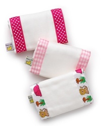 A perfect baby gift! A set of three burpcloths in adorable girl tailored patterns. A perfect baby gift! A set of three burpcloths in adorable girl tailored patterns.