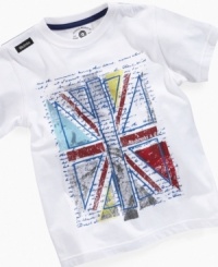 Whether he's a mod or a rocker, he'll love sporting the Union Jack on this Mod tee from Akademiks. Whether he's a mod or a rocker, he'll love sporting the Union Jack on this Mod tee from Akademiks.