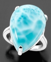 A captivating jewel to place proudly on your finger, any day. In sterling silver with a pear-cut larimar stone. Size 7.