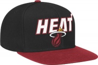 NBA Miami Heat Wool Blend Adjustable Snapback Hat, One Size, Black/Red NBA Miami Heat Wool Blend Adjustable Snapback Hat, One Size, Black/Red