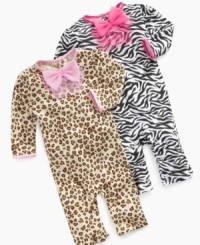 She'll go wild over this adorable Baby Starters coverall with a fun animal print and bow accent. She'll go wild over this adorable Baby Starters coverall with a fun animal print and bow accent.