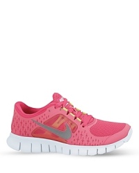 Super natural flexibility for supernatural athletes. The ultra-lightweight Nike Free Run 3 Girl's running sneaker offers a barefoot-like feel with cushioning, traction and underfoot protection for comfort on the playground and beyond. Super natural flexibility for supernatural athletes. The ultra-lightweight Nike Free Run 3 Girl's running sneaker offers a barefoot-like feel with cushioning, traction and underfoot protection for comfort on the playground and beyond.
