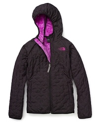 Quilted, lightweight warmth from The North Face® offers her a stylish, water resistant shell for season-spanning wear. Quilted, lightweight warmth from The North Face® offers her a stylish, water resistant shell for season-spanning wear.