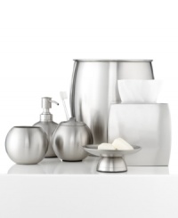 Classic meets modern in Futurama bath accessories, featuring spherical shapes and sophisticated finishes for a look that's out of this world. Classic meets modern in Futurama bath accessories, featuring spherical shapes and sophisticated finishes for a look that's out of this world.