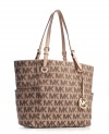 A chic, polished Signature tote from MICHAEL Michael Kors that works day or night, corporate or casual.