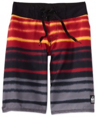 Quiksilver Boys 8-20 Biarritz Dip Boardshort Quiksilver Boys 8-20 Biarritz Dip Boardshort
