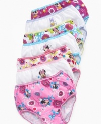 Let the magic of Disney character Minnie Mouse take her through the week with this convenient 7-pack of underwear. Let the magic of Disney character Minnie Mouse take her through the week with this convenient 7-pack of underwear.