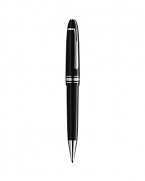 A superior pen detailed with platinum plating lends authority to your signature.