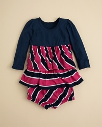 Splendid blends horizontal and diagonal rugby stripes on the ruffle dress, lending perfectly pretty proportions for your pre-walker. Splendid blends horizontal and diagonal rugby stripes on the ruffle dress, lending perfectly pretty proportions for your pre-walker.