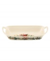 Perfect for sticky buns and Christmas stollen, the Winter Greetings bread basket from Lenox's collection of serveware and serving dishes combines everything that's most beautiful about the season in fine ivory porcelain.