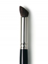 Laura Mercier's all-natural brush for colour application and blending. To contour, place the flat side upward, point into the crease and use a windshield wiper motion. Choose long handle or travel size brush. Made in USA. Laura Mercier's all-natural brush for colour application and blending. To contour, place the flat side upward, point into the crease and use a windshield wiper motion. Choose long handle or travel size brush. Made in USA.