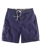Relaxed-fitting swim trunk in quick-drying nylon.