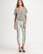 Printed denim- this season's must-have look- in slim high-waisted style.THE FITSkinny fitRise, about 8Inseam, about 27THE DETAILSZip flyFive-pocket style93% cotton/6% polyester/1% LycraDry cleanMade in USA of imported fabricModel shown is 5'11 (180cm) wearing US size 4.