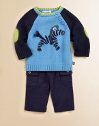 Your little boy will go wild for this cozy, cotton sweater with elbow patches, a cuddly zebra appliqué and shoulder buttons for easy on and off.CrewneckLong sleevesButton shouldersRib-knit neckline, cuffs and hemCottonMachine washImported Please note: Number of buttons may vary depending on size ordered. 