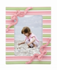 Present one of your little one's cutest, funniest or sweetest moments in this Little Girl with a Curl picture frame from Gorham. With sculpted bows and cheery pink and green stripes. Present one of your little one's cutest, funniest or sweetest moments in this Little Girl with a Curl picture frame from Gorham. With sculpted bows and cheery pink and green stripes.