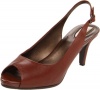 Trotters Women's Omega Slingback Pump