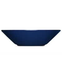 With a minimalist design and unparalleled durability, the Teema pasta bowl makes preparing and serving hot meals a cinch. Featuring a sleek profile in glossy blue porcelain by Kaj Franck for Iittala. With a minimalist design and unparalleled durability, the Teema pasta bowl makes preparing and serving hot meals a cinch. Featuring a sleek profile in glossy blue porcelain by Kaj Franck for Iittala.