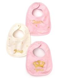 A sweet set of three soft bibs, each with a different Juicy logo. A sweet set of three soft bibs, each with a different Juicy logo.