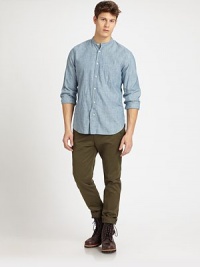 Comfortable button-down essential of soft, timeless chambray. Point collarButton frontLong sleevesButtoned cuffsCottonMachine washMade in Italy Comfortable button-down essential of soft, timeless chambray. Point collarButton frontLong sleevesButtoned cuffsCottonMachine washMade in Italy