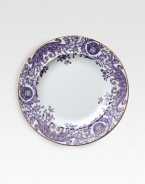 Inspired by the distinguished style of the French Royal Court of Louis XIV, this porcelain collection features the kind of elegance that could only come from the House of Versace. From the Le Grand Divertissement CollectionPorcelain7 diam.Hand washMade in Germany