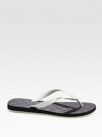 Rubber thong sandal with logo detail.Rubber soleMade in Italy Rubber thong sandal with logo detail.Rubber soleMade in Italy