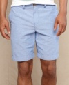 Need some preppy polish this season? A pair of these flat front oxford shorts from Tommy Hilfiger keeps your look crisp and on-trend.