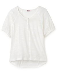 Her summer look is light and flowing--Splendid's slub tunic has was wide dolman sleeves, a scoop henley collar and a tonal camisole underlayer for comfort. Her summer look is light and flowing--Splendid's slub tunic has was wide dolman sleeves, a scoop henley collar and a tonal camisole underlayer for comfort.