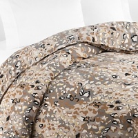Looking for an effortless way to refresh your bedroom decor? This DIANE von FURSTENBERG full/queen duvet cover really hits the spot, with a deconstructed leopard print rendered in natural hues. Looking for an effortless way to refresh your bedroom decor? This DIANE von FURSTENBERG full/queen duvet cover really hits the spot, with a deconstructed leopard print rendered in natural hues.