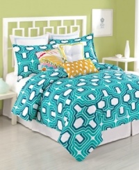 A brilliant idea! This Trina Turk Ogee comforter set pairs bold geometric patterns with an aquatic color palette to evoke modern, Southern California style. A brilliant idea! This Trina Turk Ogee comforter set pairs bold geometric patterns with an aquatic color palette to evoke modern, Southern California style.