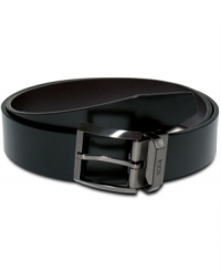 Pair this sleek belt with any combination. Tumi's classic styling makes this reversible belt a must-have accessory. Pair this sleek belt with any combination. Tumi's classic styling makes this reversible belt a must-have accessory.