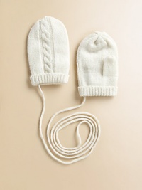 Luxury and warmth for those precious little hands, in pure, soft cashmere with rich cables.Cable detailRibbed trimThumbless designAttached loss-prevention stringCashmereDry cleanImported Luxury and warmth for those precious little hands, in pure, soft cashmere with rich cables.Cable detailRibbed trimThumbless designAttached loss-prevention stringCashmereDry cleanImported