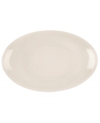 A modern balance. Create a sense of effortless urban luxury with the Matte & Shine platter, featuring a minimalist coupe shape, tan glaze and tonal banding by Donna Karan Lenox. A modern balance. Create a sense of effortless urban luxury with the Matte & Shine platter, featuring a minimalist coupe shape, tan glaze and tonal banding by Donna Karan Lenox.