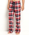 Take your favorite college team to bed with you with these MLB team logo flannel sleepwear pants from College Concepts.