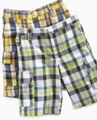 He'll be decidedly rad in plaid when he's sporting these cargo shorts from Greendog. He'll be decidedly rad in plaid when he's sporting these cargo shorts from Greendog.