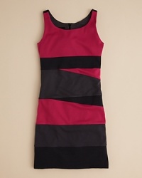 Dramatic overlapping colorblocks add pizazz to your little gal's dressier wardrobe. Dramatic overlapping colorblocks add pizazz to your little gal's dressier wardrobe.