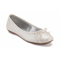 Jessica Simpson Leve Ballet Flat (Little Kid/Big Kid),White,3 M US Little Kid Jessica Simpson Leve Ballet Flat (Little Kid/Big Kid),White,3 M US Little Kid