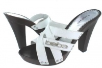 BEBE T2288 FLORENCE WHITE MATTE WOMENS SLIDE Size 8M BEBE T2288 FLORENCE WHITE MATTE WOMENS SLIDE Size 8M