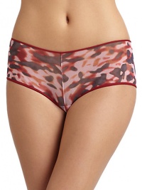 THE LOOKMulticolored abstract camo print on microfiber meshElastic waistband and leg openingsLow riseTHE MATERIALNylonPartially linedCARE & ORIGINHand washMade in Italy THE LOOKMulticolored abstract camo print on microfiber meshElastic waistband and leg openingsLow riseTHE MATERIALNylonPartially linedCARE & ORIGINHand washMade in Italy