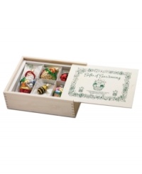 Santa Clause plays the role of a gardener in the Gifts of Gardening ornament set that features some of nature's most wondrous creations. Mouth-blown and hand-painted, it captures a classic Inge-Glas finish. Santa Clause plays the role of a gardener in the Gifts of Gardening ornament set that features some of nature's most wondrous creations. Mouth-blown and hand-painted, it captures a classic Inge-Glas finish.