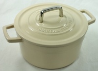 Ivory (Oatmeal) Enameled Cast Iron 3 Qt. Round Dutch Oven Casserole