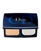 NEW FOREVER Flawless perfection Fusion Wear MakeupThe new everlasting tailor-made foundation infused with a perfecting skincare essence. The texture becomes one with the skin like never before for an ultimate flawless complexion all day long.A collection of 10 compact shades to cover all skin tones.