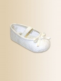 So, so sweet, lace-covered Mary Jane flats have a tiny bow on the front and an elastic strap for a snug fit.Fabric upperSatin bowElastic strapPadded insoleSatin soleImported So, so sweet, lace-covered Mary Jane flats have a tiny bow on the front and an elastic strap for a snug fit.Fabric upperSatin bowElastic strapPadded insoleSatin soleImported